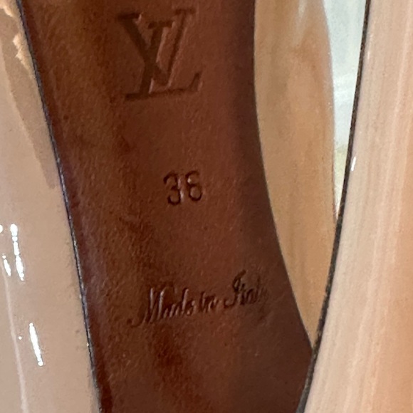 Louis Vuitton shoes - Picture 6 of 12